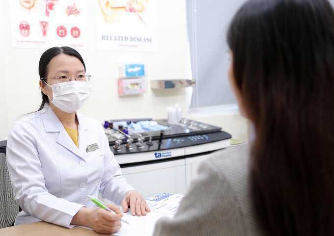 Bị viêm mũi xoang có đi bơi được không?