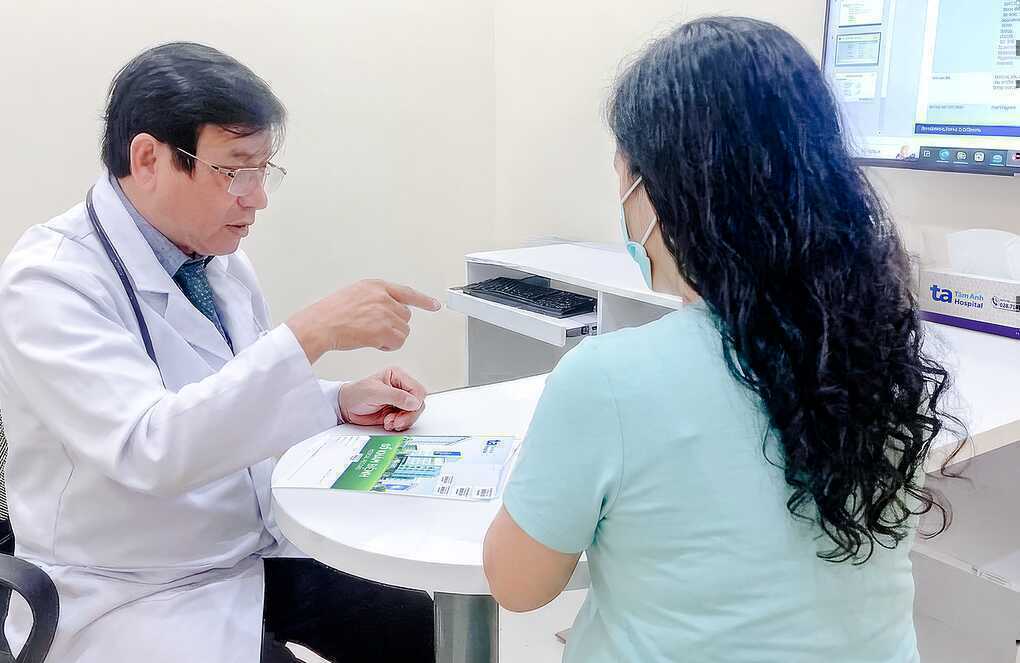 Tăng gần 30 kg sau một năm stress