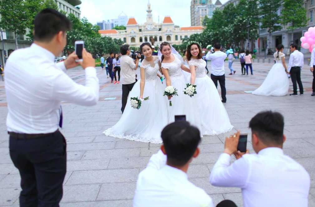 Thanh niên Việt Nam kết hôn ngày càng muộn