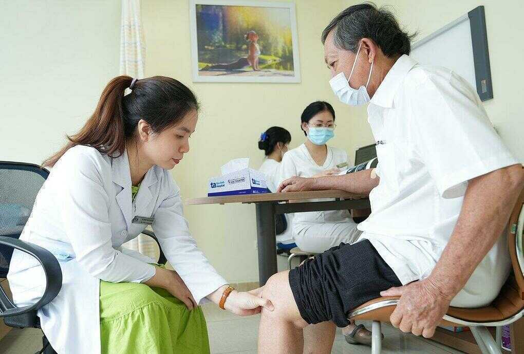 Tiêm chất nhờn có giúp `trẻ hóa` khớp?
