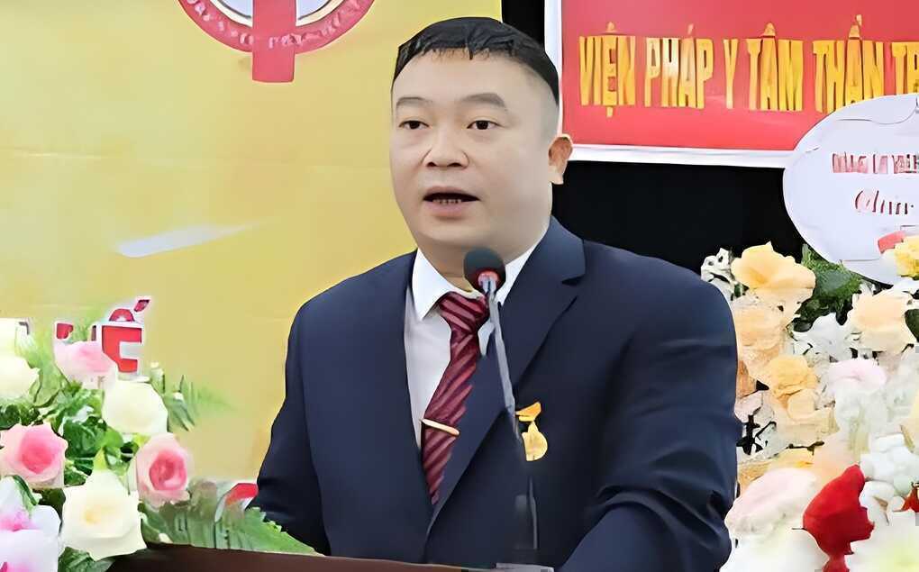 Tờ giấy trên cọc tiền trong két sắt lộ đường dây `chạy việc` vào Viện Pháp y tâm thần