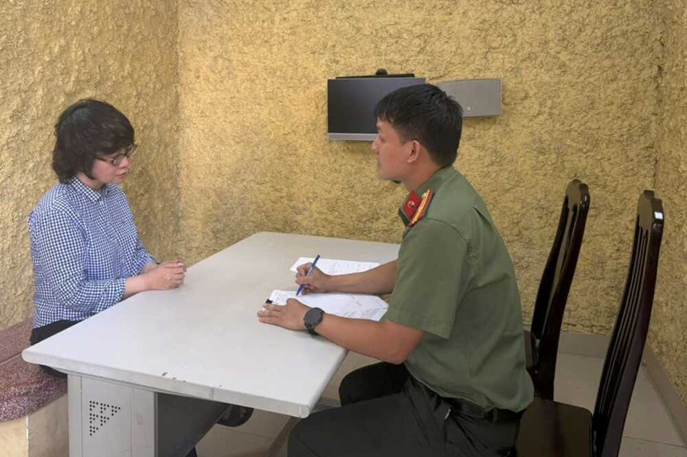 Nguyễn Thành Nam chi 1 tỷ đồng cho NXB để phát hành cuốn sách `Chuyện với Thanh`