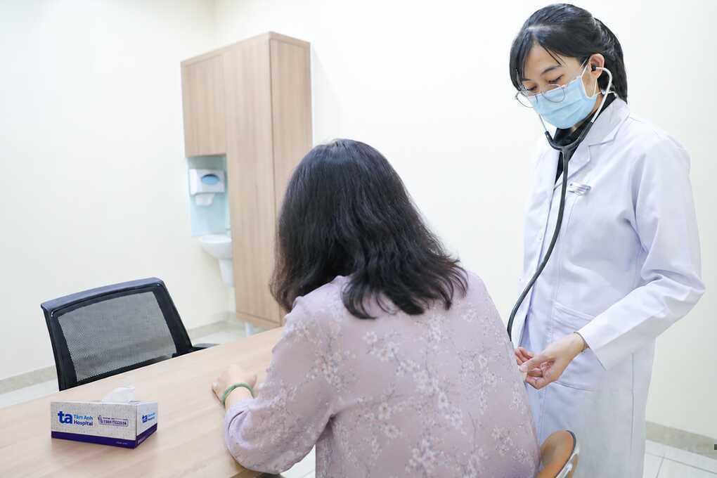 Phát hiện u hạch sau cơn ho dai dẳng