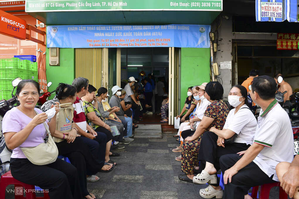 TP HCM đề xuất miễn phí BHYT cho người từ 60 tuổi