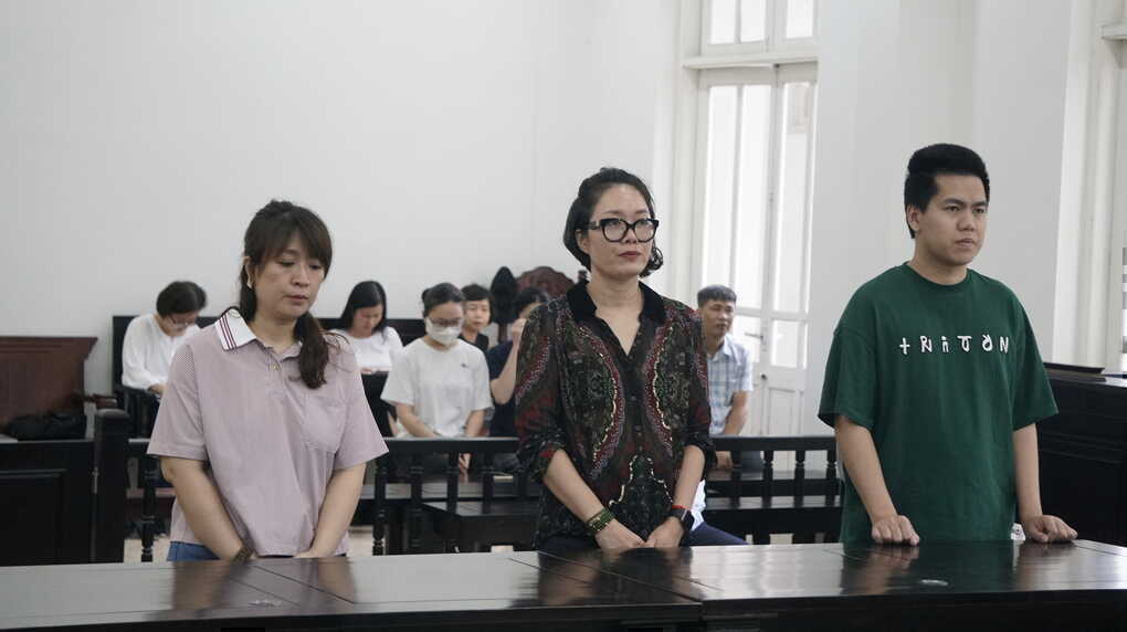 `Trùm` bán hàng hiệu online bị phạt 3 tỷ đồng trong vụ giấu doanh thu 835 tỷ đồng
