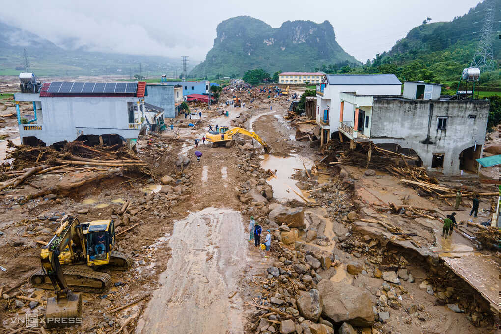 Tìm thấy hai nạn nhân mất tích sau lũ quét ở Mường Than