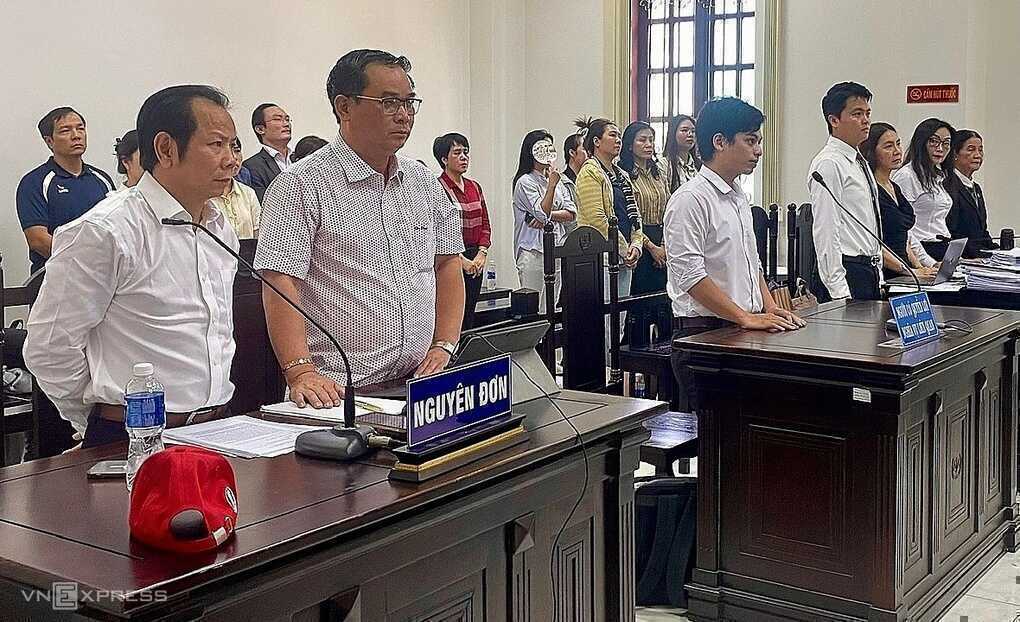 Chủ Nha khoa thẩm mỹ Đại Nam bị cáo buộc lừa hàng triệu khách lắp răng sứ