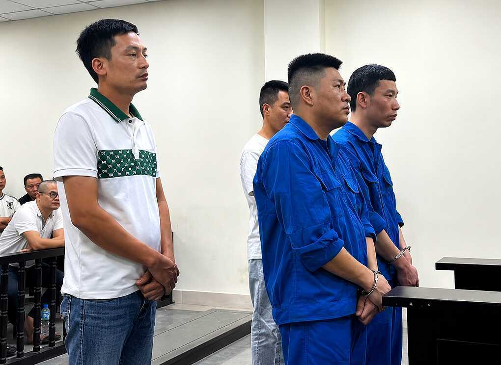 Nhân viên tiệm cầm đồ cấu kết với người vay để lừa tiền chủ tiệm