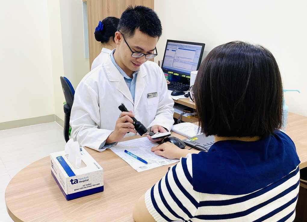 Vì sao vẫn cần dưỡng ẩm vào mùa hè?