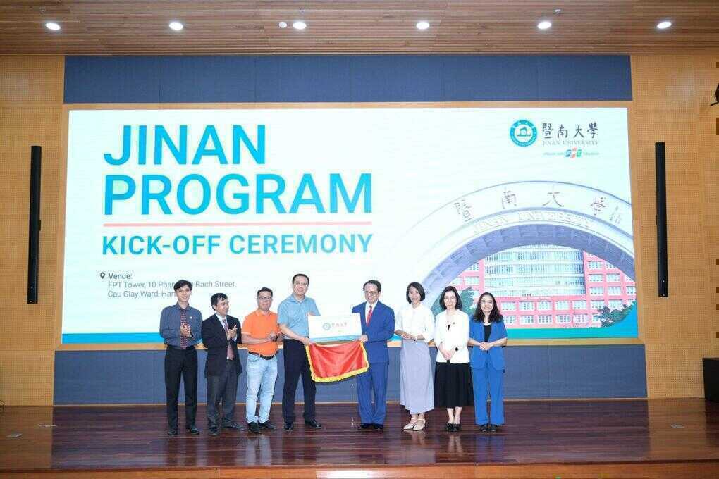 Cơ hội nhận bằng Đại học Ký Nam cùng học bổng