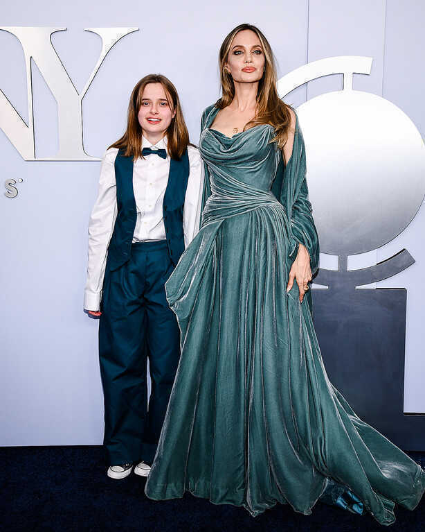 Con gái út của Brad Pitt nộp đơn bỏ họ bố
