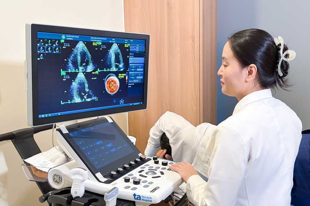 Người cao tuổi cần khám tim mạch thế nào?