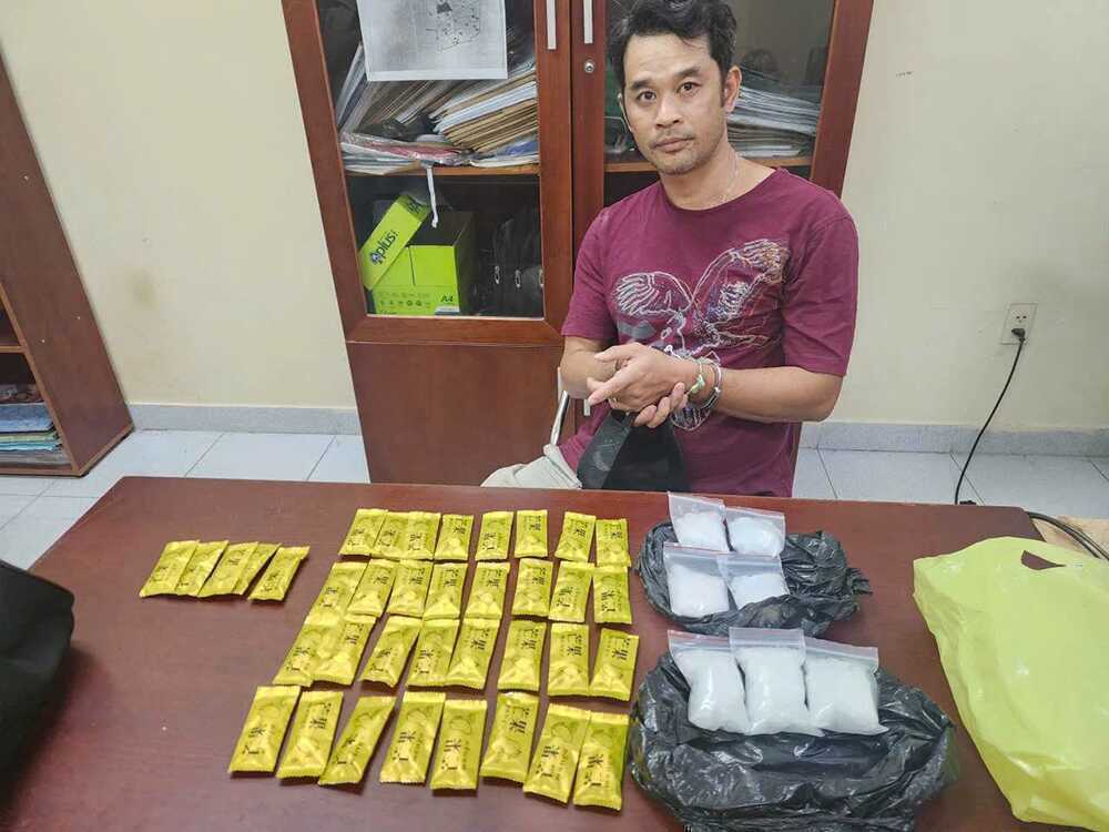 Từ mắt xích cặp vợ chồng có biệt danh `Ba Giá`, bóc gỡ đường dây buôn ma tuý xuyên quốc gia