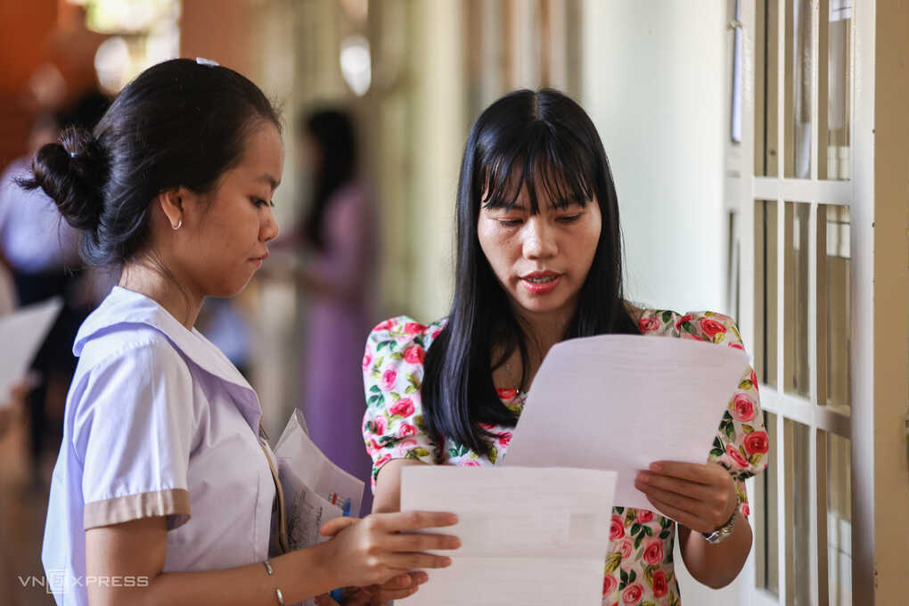 Điều chuyển hơn 20.000 hiệu trưởng, hiệu phó khi sắp xếp trường học