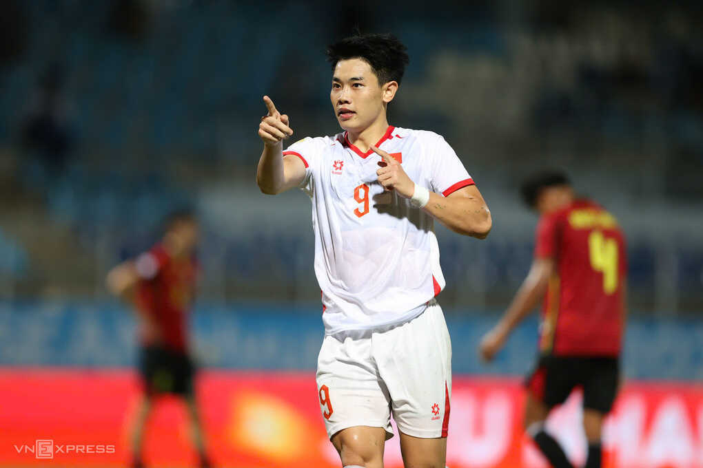 Đình Bắc nhận điểm 10 ở trận ra quân ASEAN Cup 2026