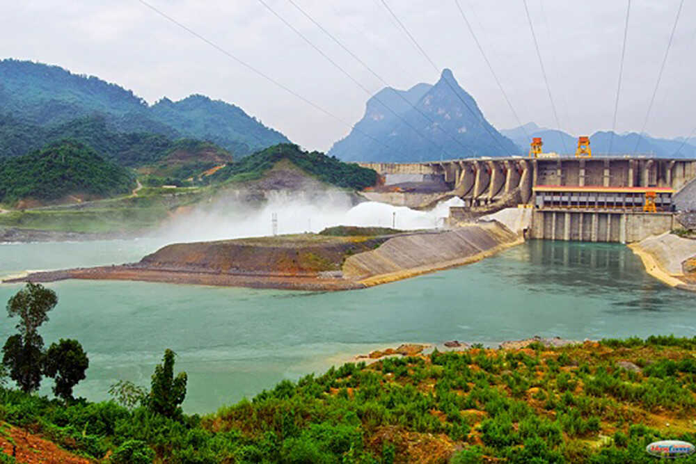 Hồ thủy điện Tuyên Quang mở cửa xả đáy, cảnh báo khẩn vùng hạ du