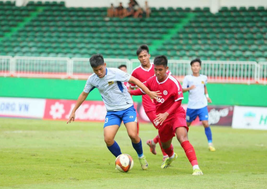 Huế và SHB Đà Nẵng tạo sốc ở tứ kết U17 quốc gia