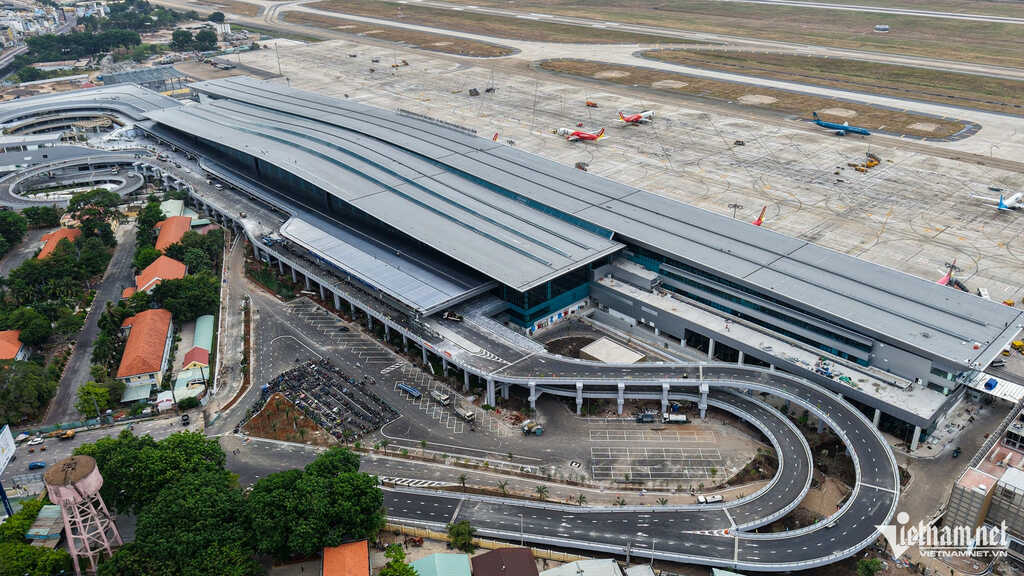 TPHCM tham vấn phương án xây 2 ga ngầm metro kết nối sân bay Tân Sơn Nhất