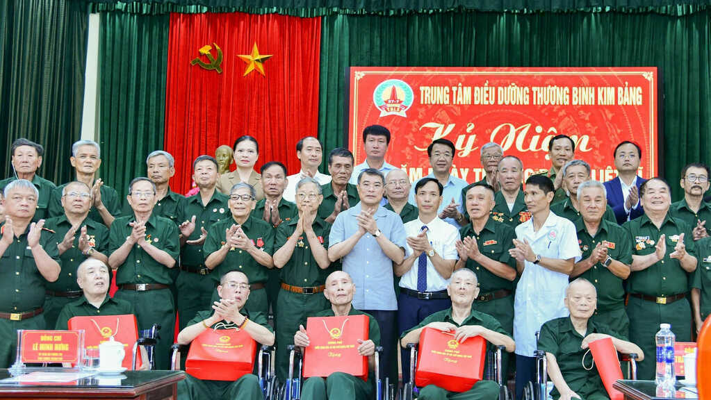 Agribank lan tỏa đạo lý `Uống nước nhớ nguồn` nhân Ngày Thương binh - Liệt sĩ
