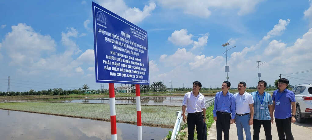 Hưng Yên: xã Tiền Hải vận hành hệ thống cảnh báo giao thông tại các điểm đen