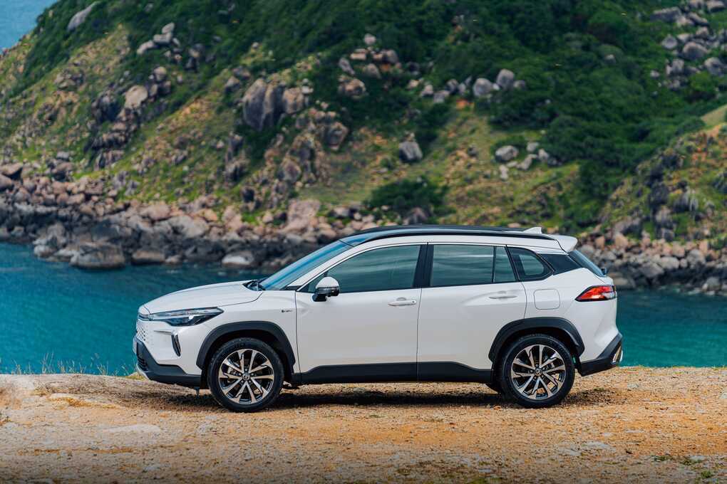 Người Việt tăng mua xe hybrid nhờ giá giảm