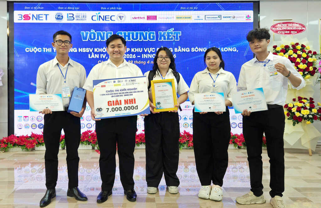 Sinh viên Trà Vinh biến bún nước lèo Khmer thành viên súp sấy ăn liền
