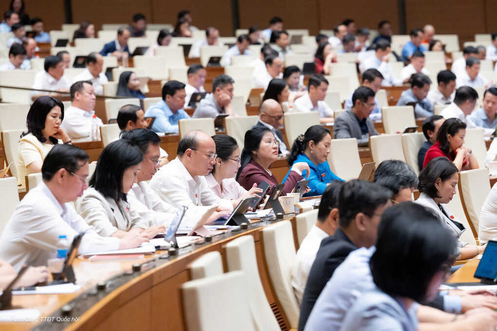 Triệu tập kỳ họp không thường lệ lần thứ nhất Quốc hội khóa 16