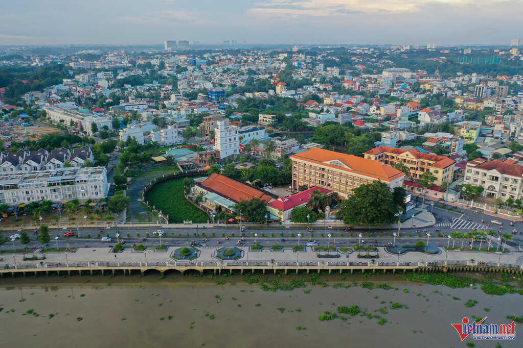Bán đất 6,5 tỷ không hỏi ý kiến các con, cha mẹ suýt mất thêm 1 tỷ đồng