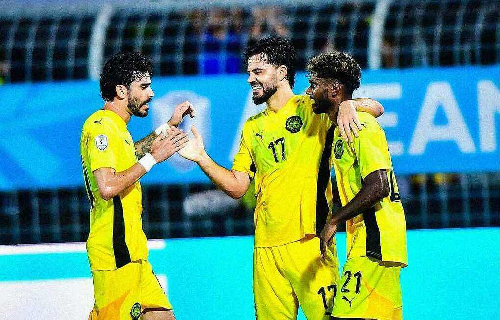 Malaysia vượt Thái Lan để dẫn đầu bảng B ASEAN Cup