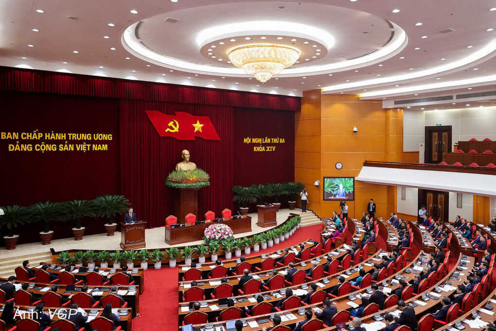 Trung ương ban hành Quy định mới về 19 điều đảng viên không được làm