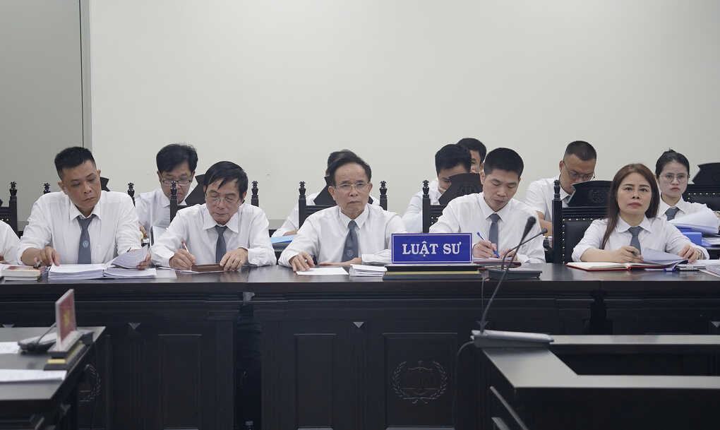 Luật sư: Hải quan nhận 1,5 tỷ đồng `là sai nhưng không phạm pháp`