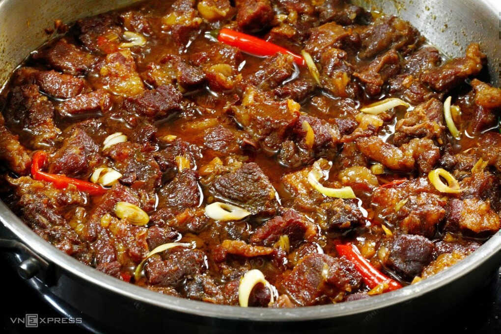 Ăn thịt bò có béo không?