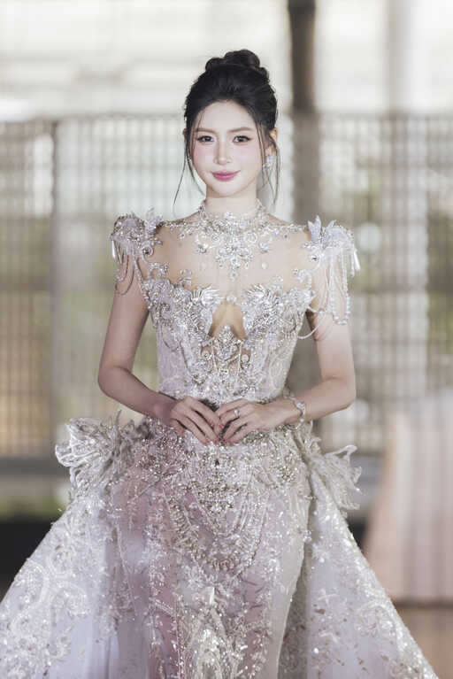 `Hoa khôi công nghệ` thi Miss Earth 2026