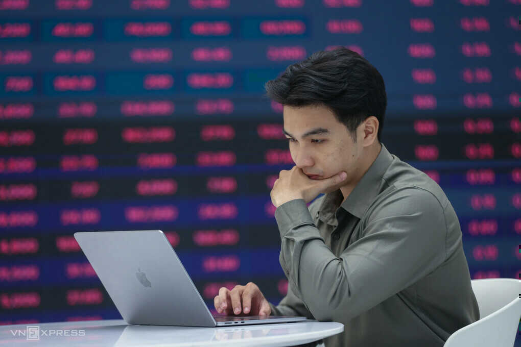 Nhiều quỹ mở cổ phiếu thua lỗ