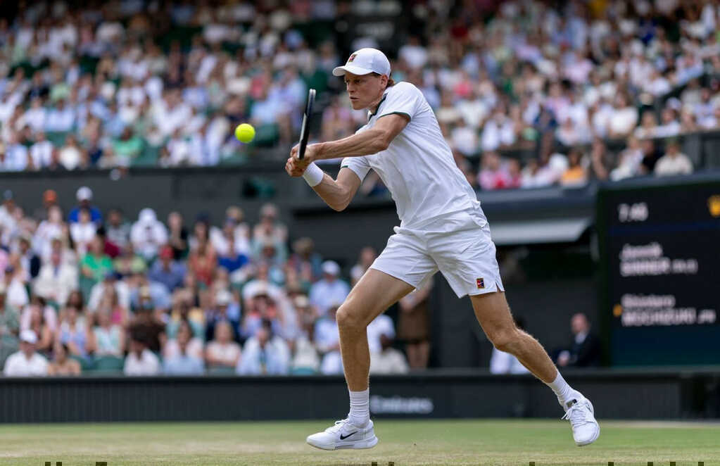 Jannik Sinner thẳng tiến tứ kết Wimbledon 2026